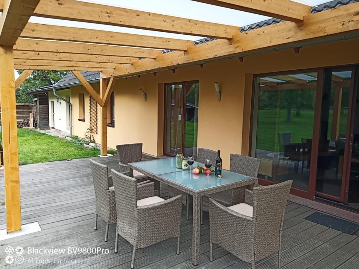 Ferienwohnungen "Weitblick" Und "Schwalbennest" Lodmannshagen Esterno foto